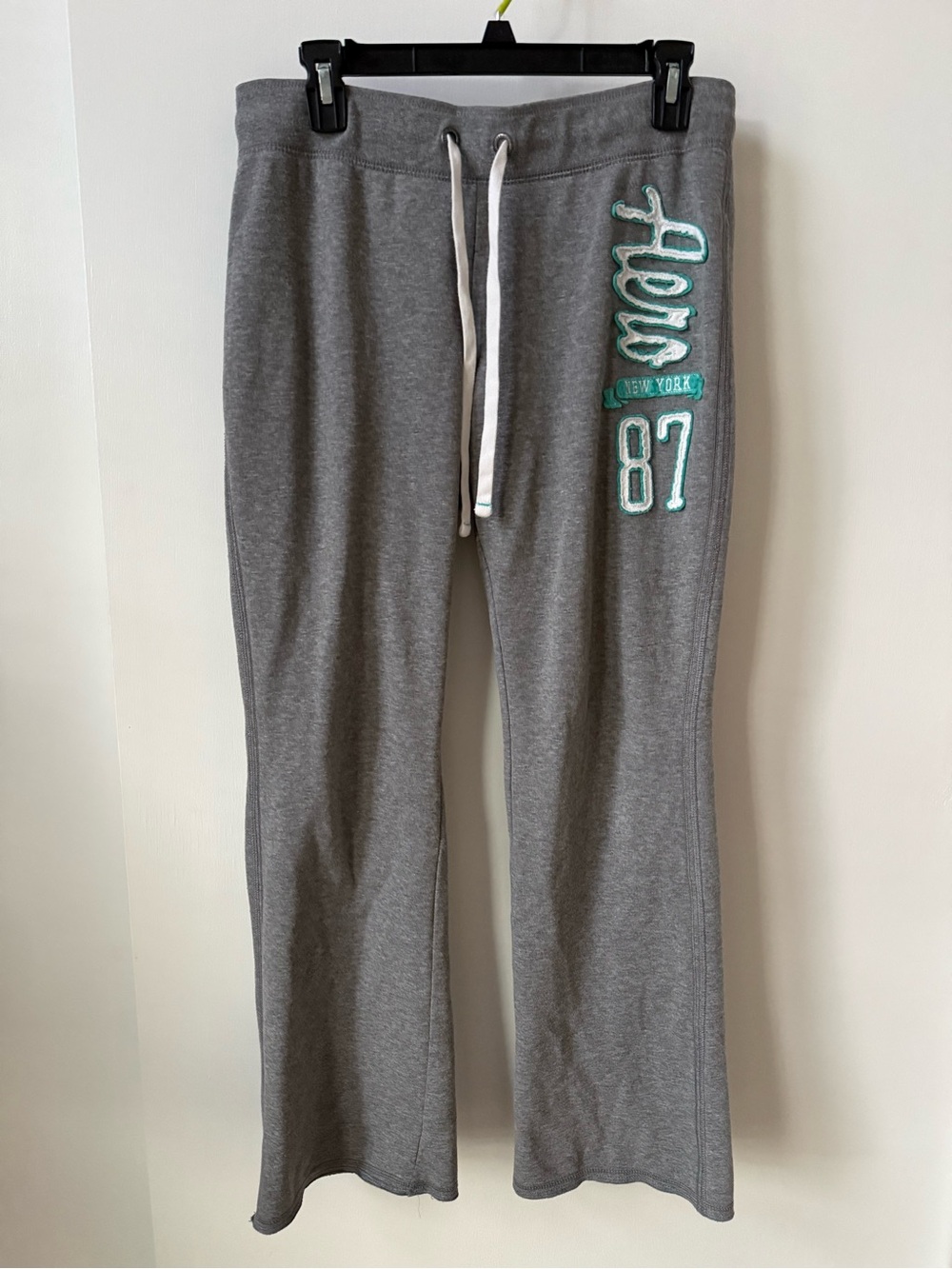 Vintage Y2K Aeropostale Aero 87 (Aero Athletics) Fit and Flare Sweatpants - Picture 3 of 11